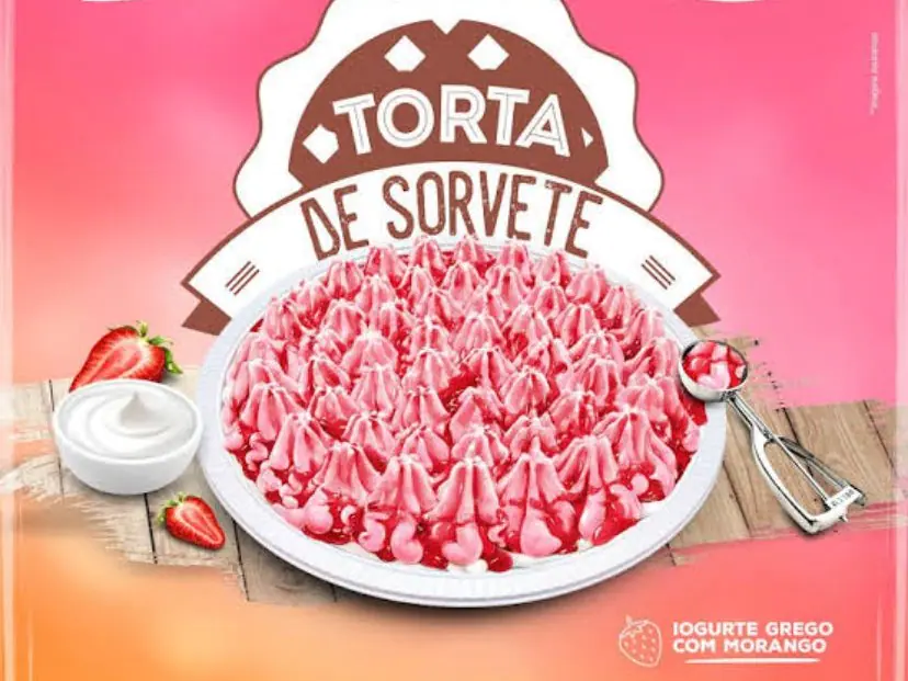 Torta de Iogurte grego com morango